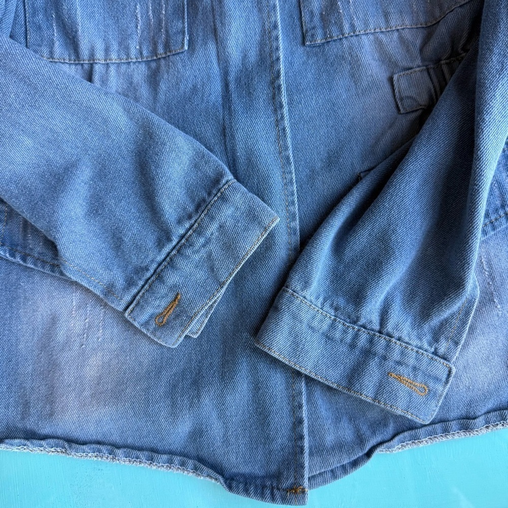 Source Unknown Distressd Blue Jean Jacket Size S or M Streetwear - Picture 6 of 12